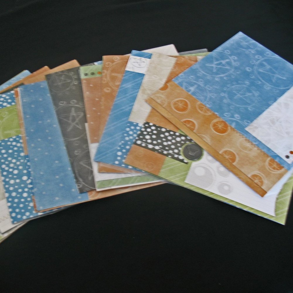 Pet Quik Kit 8x8 Picfolio Albums--Missing Stickers, Die Cuts